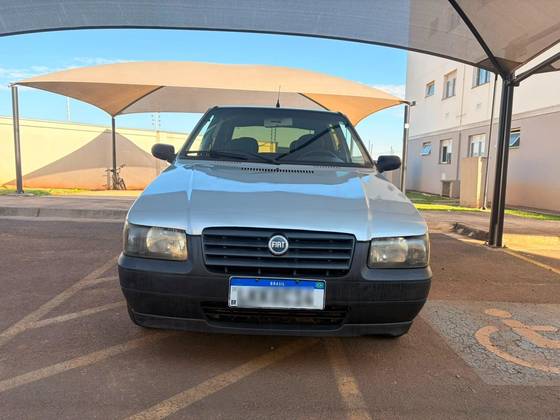 FIAT UNO 1.0 MPI MILLE FIRE 8V FLEX 4P MANUAL FIAT UNO 1.0 MPI MILLE FIRE 8V FLEX 4P MANUAL